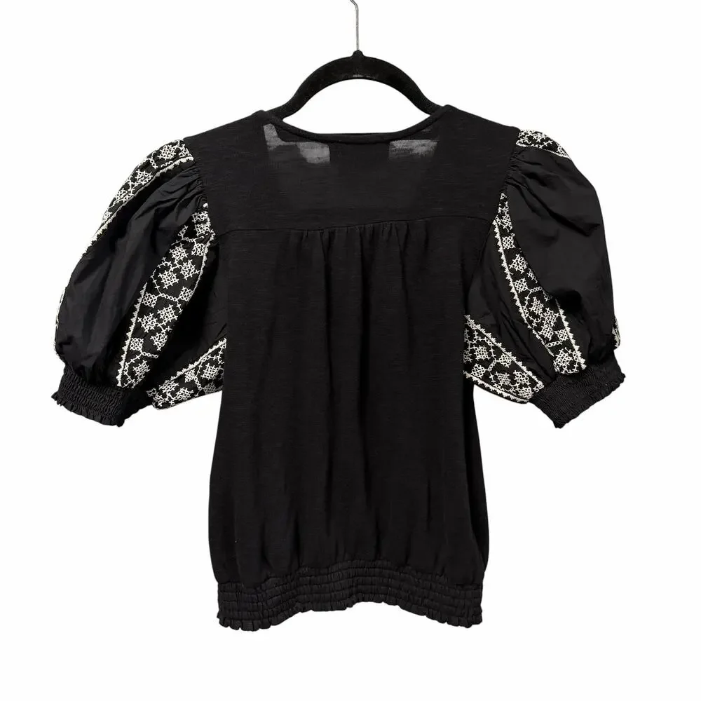 By Anthropologie Puff Sleeve Embroidered Top Black White V Neck Womens XXS